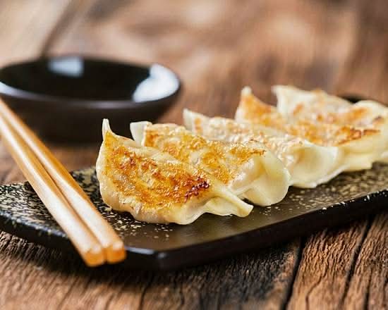 Chicken Fried Dumplings 鸡肉煎饺